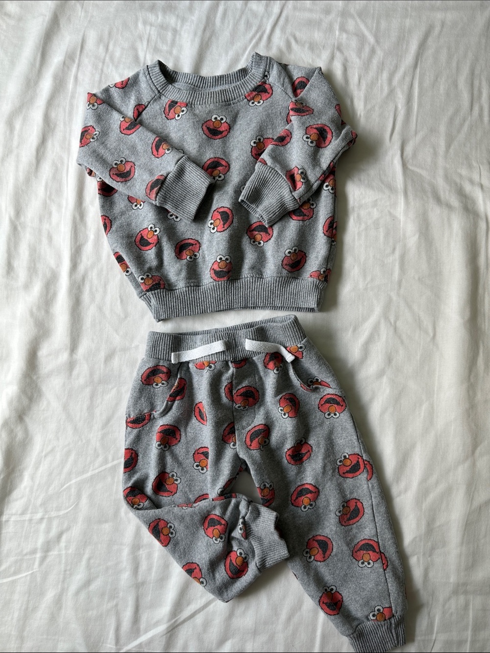 Sesame Street Grey Sweatshirt and Joggers Set with Elmo Print